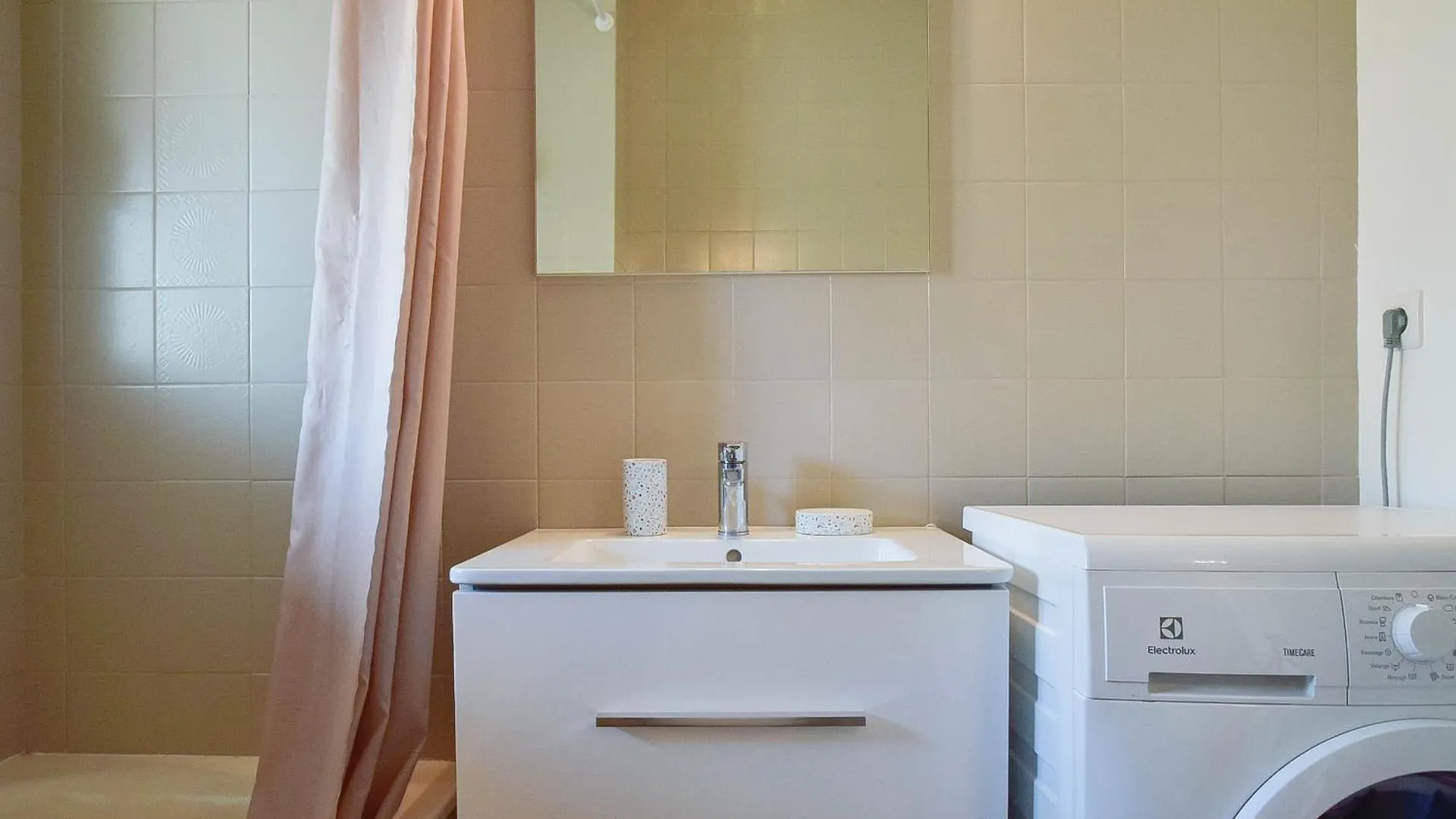 Palm Beach Studio With Terrace 150M From Beaches Cannes 0*,  France